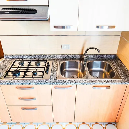 דירה Reno